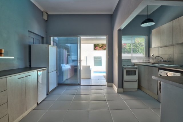 To Let 2 Bedroom Property for Rent in Clifton Western Cape